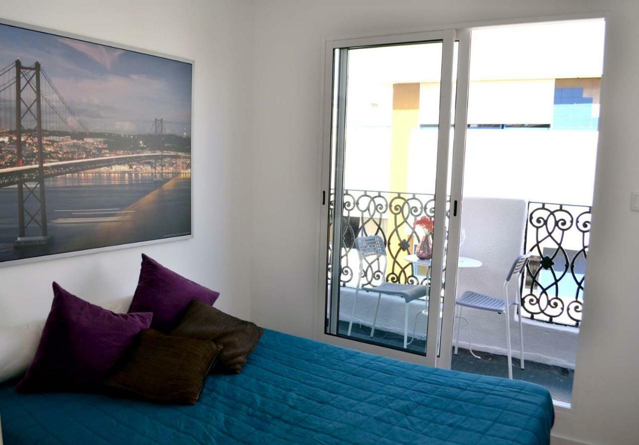 Arts, Cultural & Design District With A Sunny View Lissabon