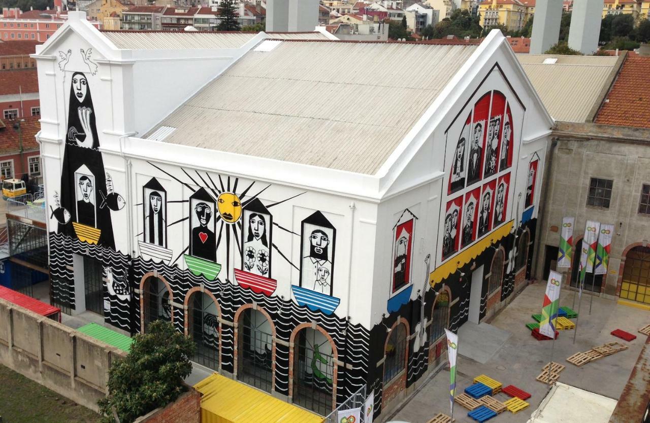 Apartment Arts, Cultural & Design District With A Sunny View *